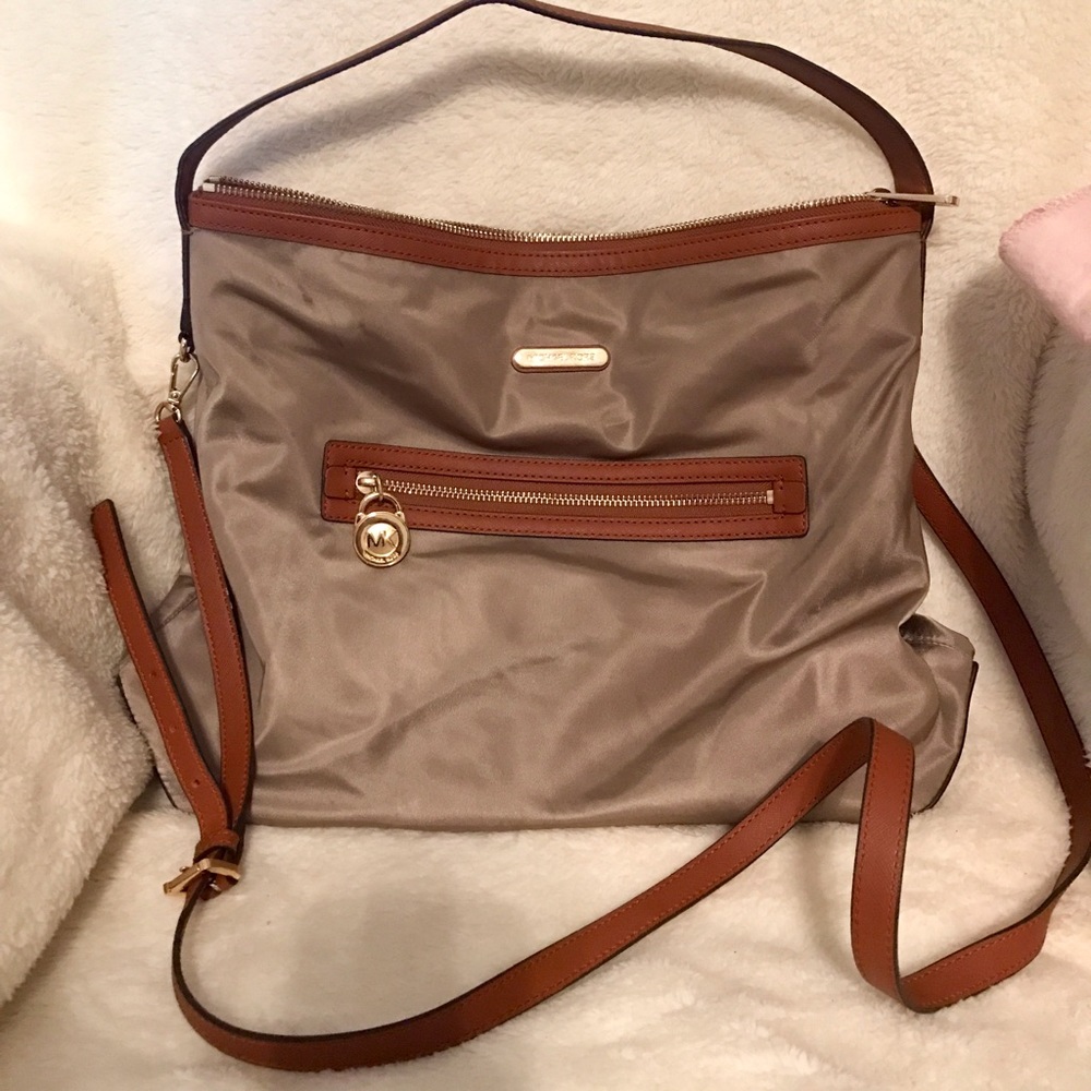 Authentic Michael Kors Cross-Body Bucket Purse