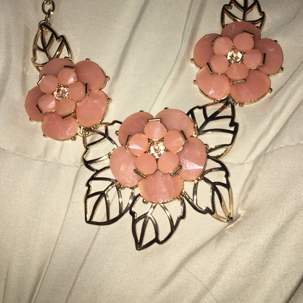 Pink and gold flower necklace