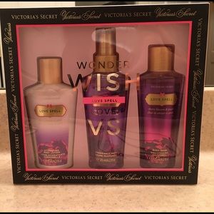 VS Love Spell Gift Set