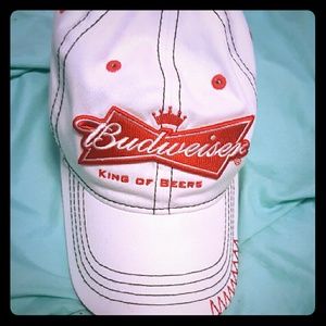Budwieser hat