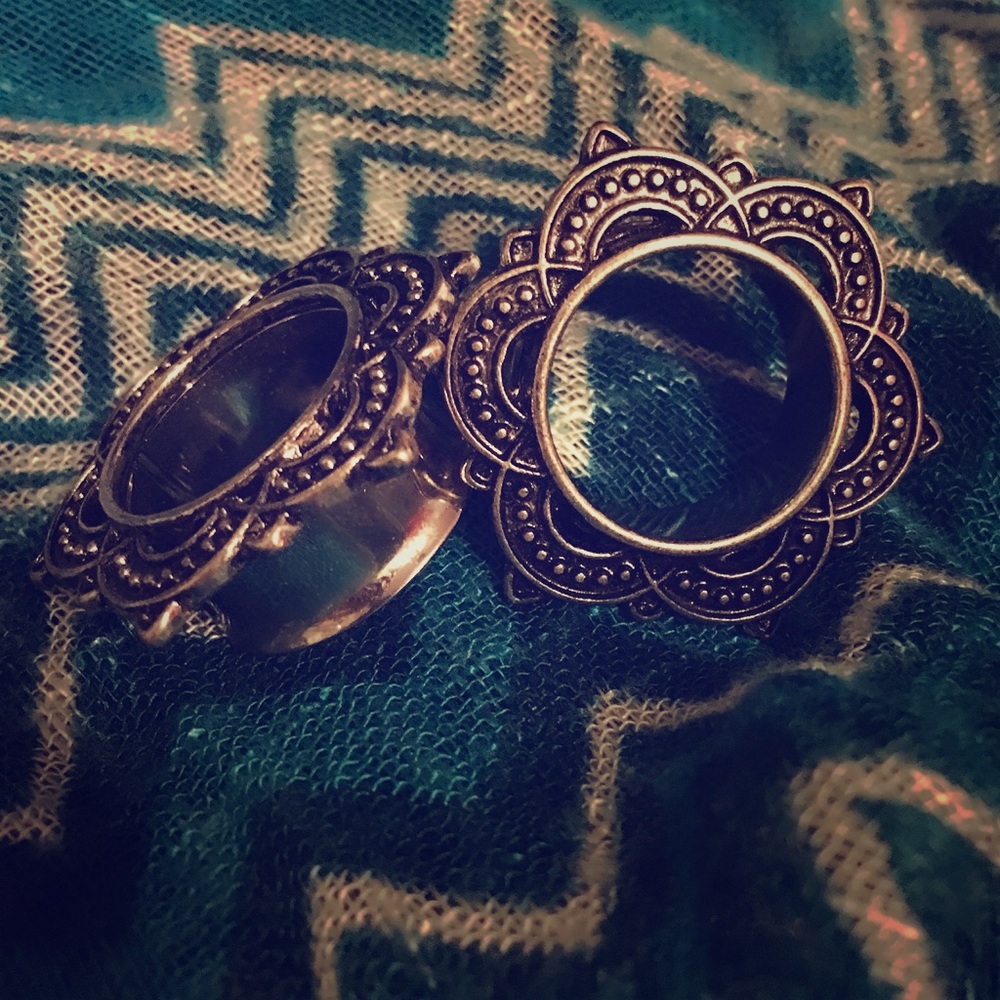 7/8 (22mm) plugs