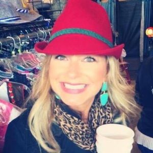 Meet your Posher, Kim