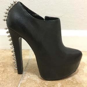 Steve Madden "Slicee" Spiked Platform Boots