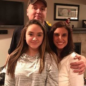 Meet your Posher, Eva