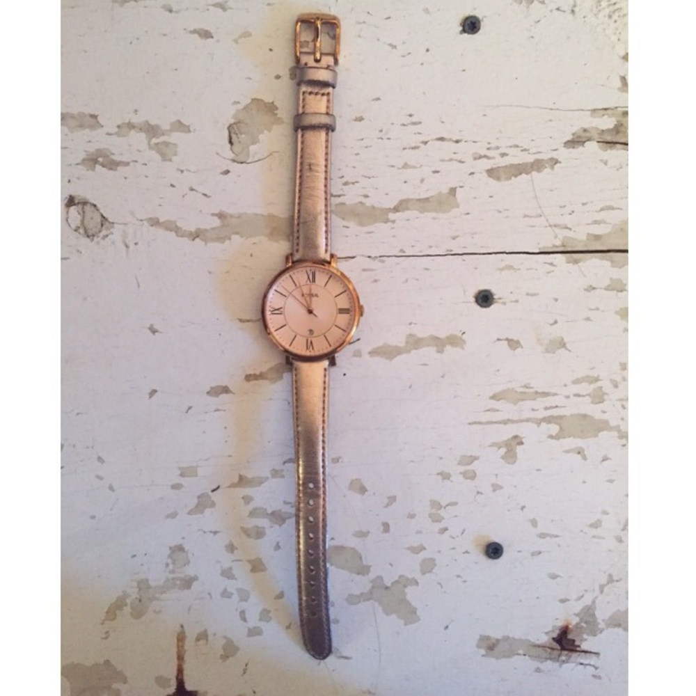 Rose Gold Fossil Watch