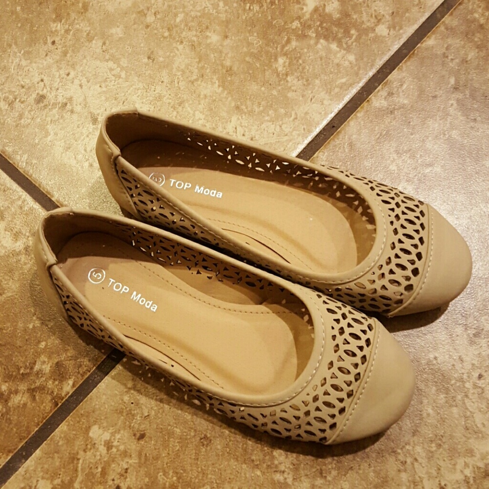 Cute ballet style flats