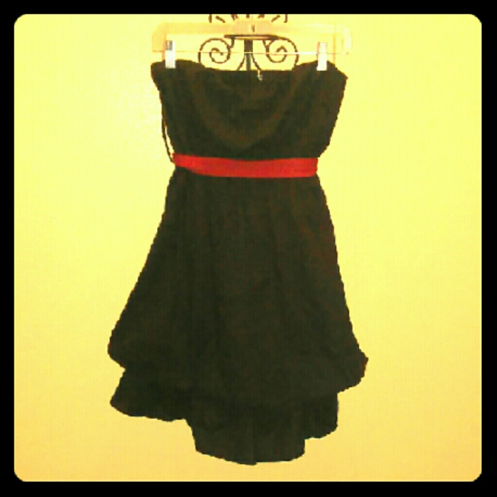 Strapless dress