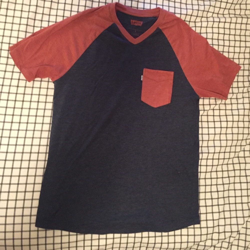Levi's classic blue and red t-shirt