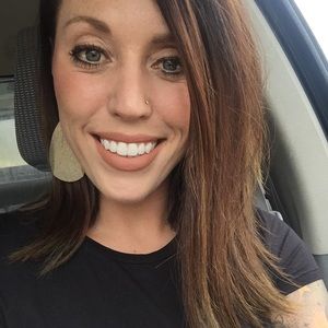 Meet your Posher, Brandi