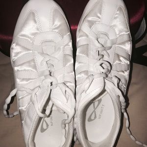 Nfinity Evolution Cheer Cheerleading Shoes  10.5