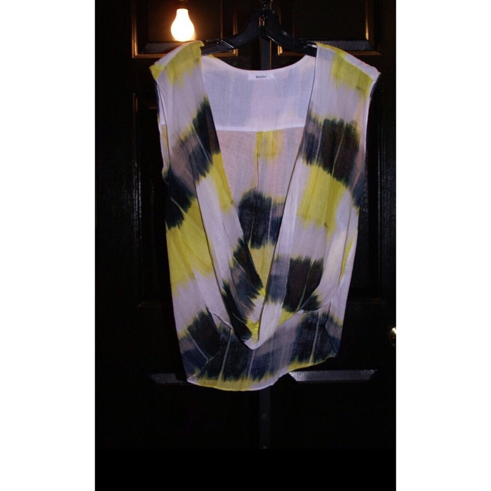 Bailey 44 top