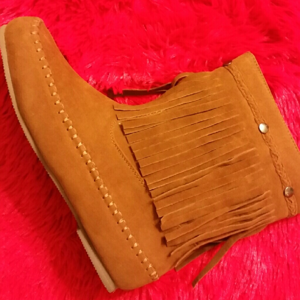 💥FINAL MARKDOWN💥Pierre Dumas Fringe Booties