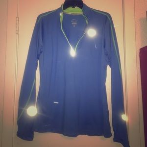 Awesome workout shirt Nike