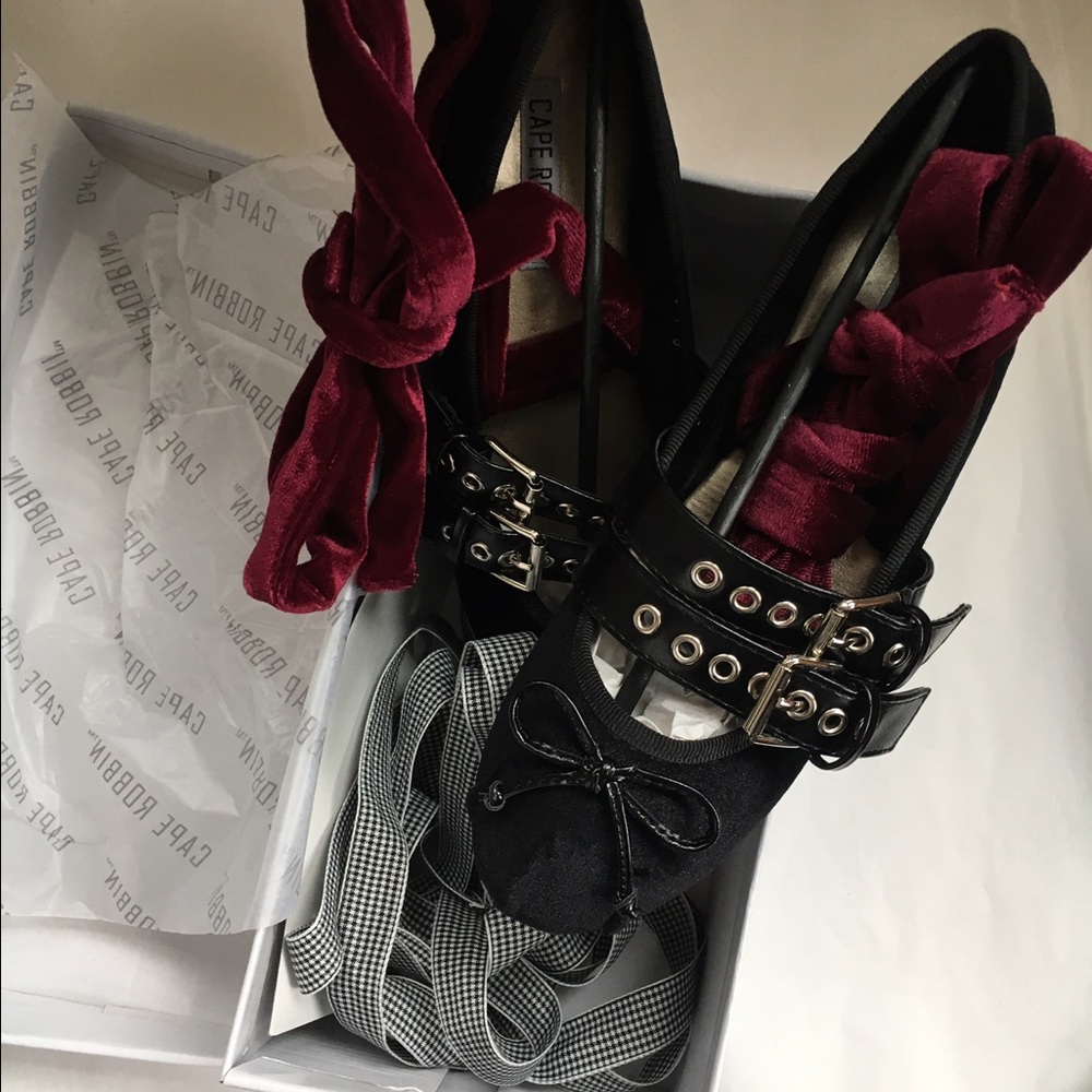 🆕Juliet Black Velvet Gingham Lace Up Ballet Flats - Picture 4 of 4