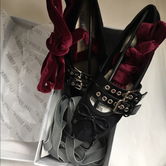 🆕Juliet Black Velvet Gingham Lace Up Ballet Flats - Picture 4 of 4