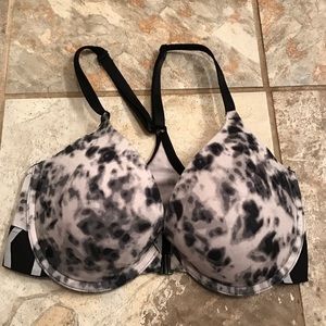 Victoria's Secret pink sports bra 32 DD