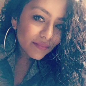 Meet your Posher, Carmen yahaira
