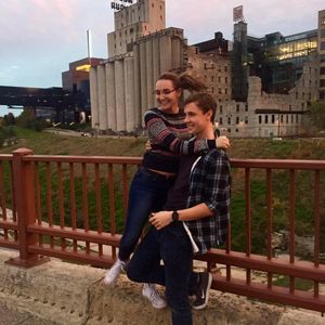 Meet your Posher, Max