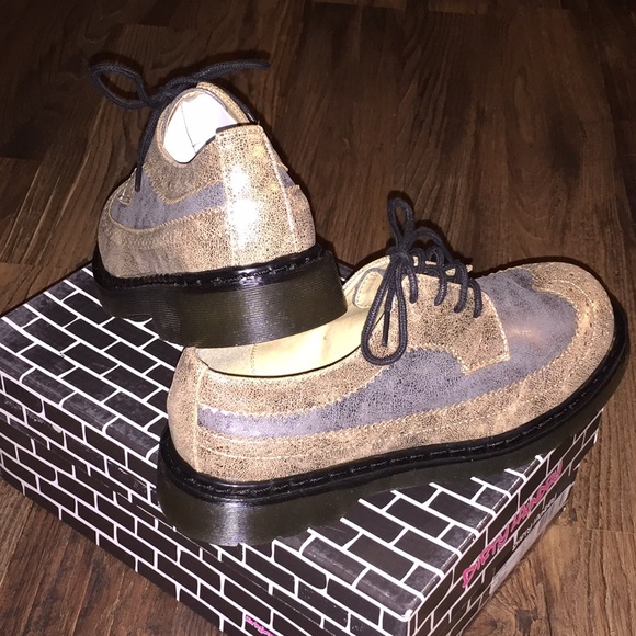 NIB Wingtip Brogues - Picture 2 of 4