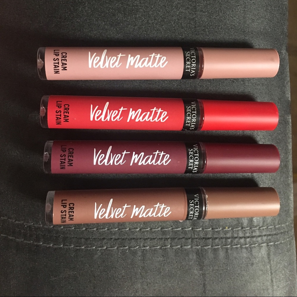 Victoria Secret Matte lip stain