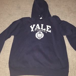 Used Yale sweatshirt hoodie navy blue