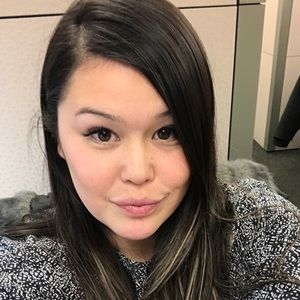 Meet your Posher, Courtney