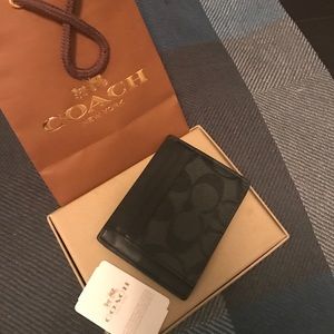 Authentic -Coach Card holder -unisex