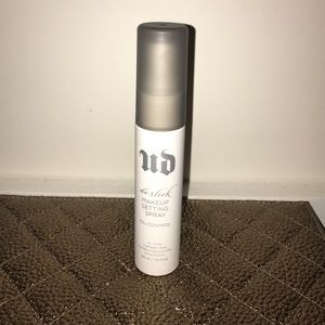 Urban Decay setting spray!