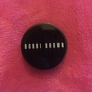 Bobbi Brown Corrector in Peach