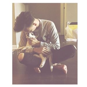 Meet your Posher, Raymond