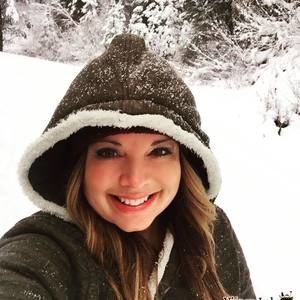 Meet your Posher, Leah