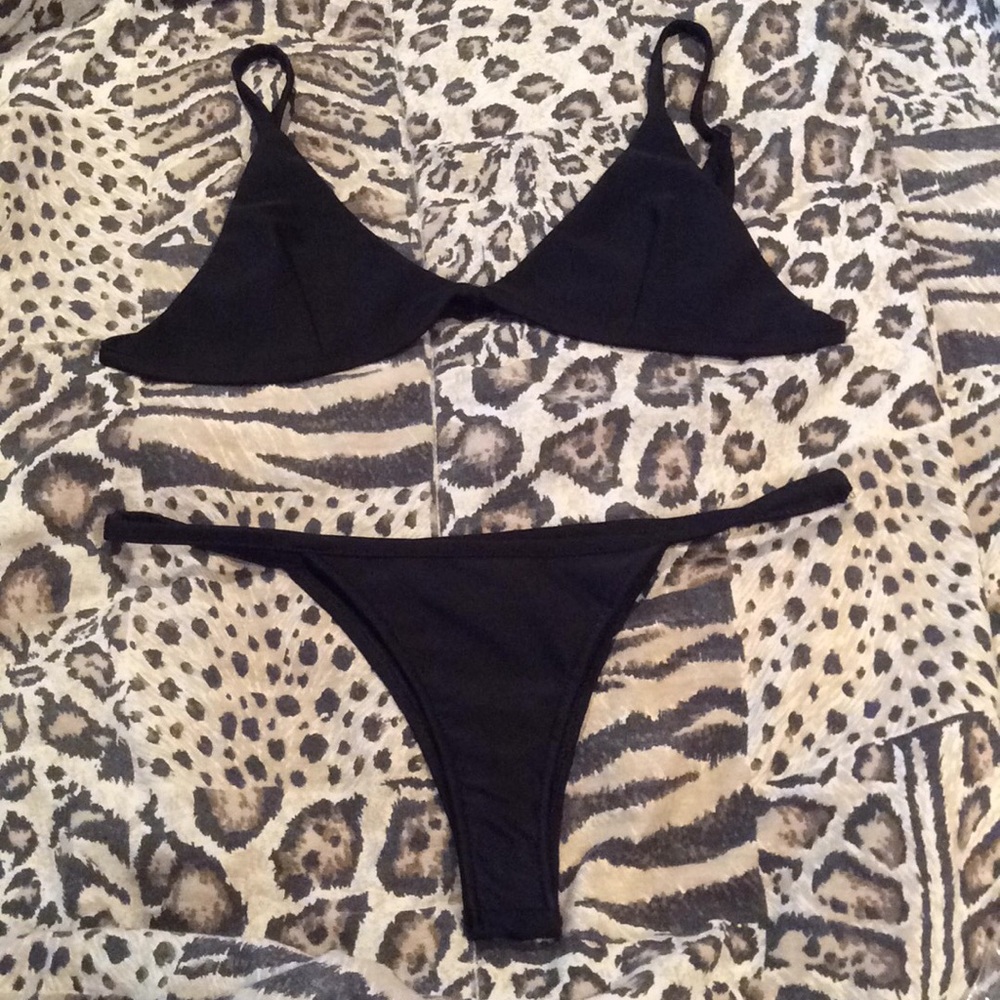 ✅✅⚡️SALE⚡️👙Sexy Black Bathing suit👙 - Picture 5 of 7