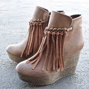 Sbicca Zepp bootie fringe