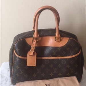 Authentic LV Deauville monogram bag