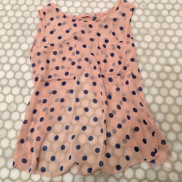 Fun polka dot blouse - Picture 1 of 3