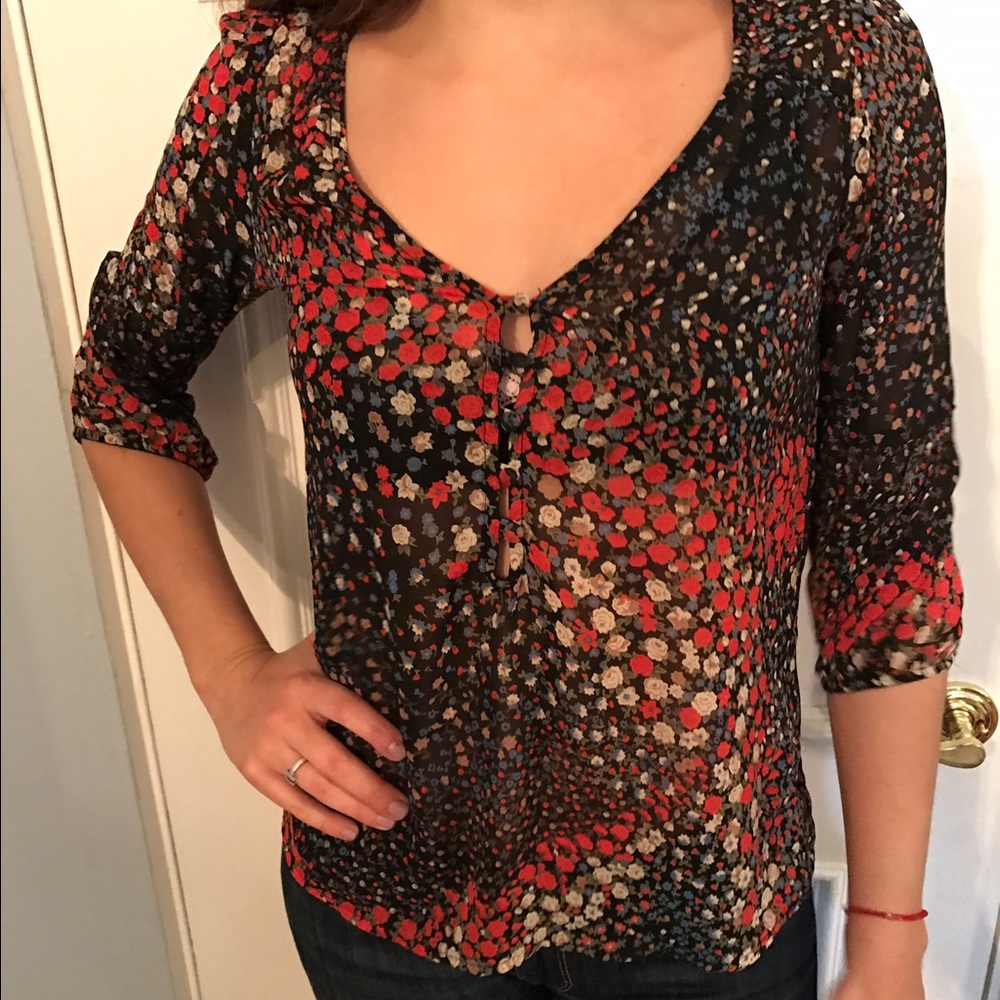 Super cute top for sale size S