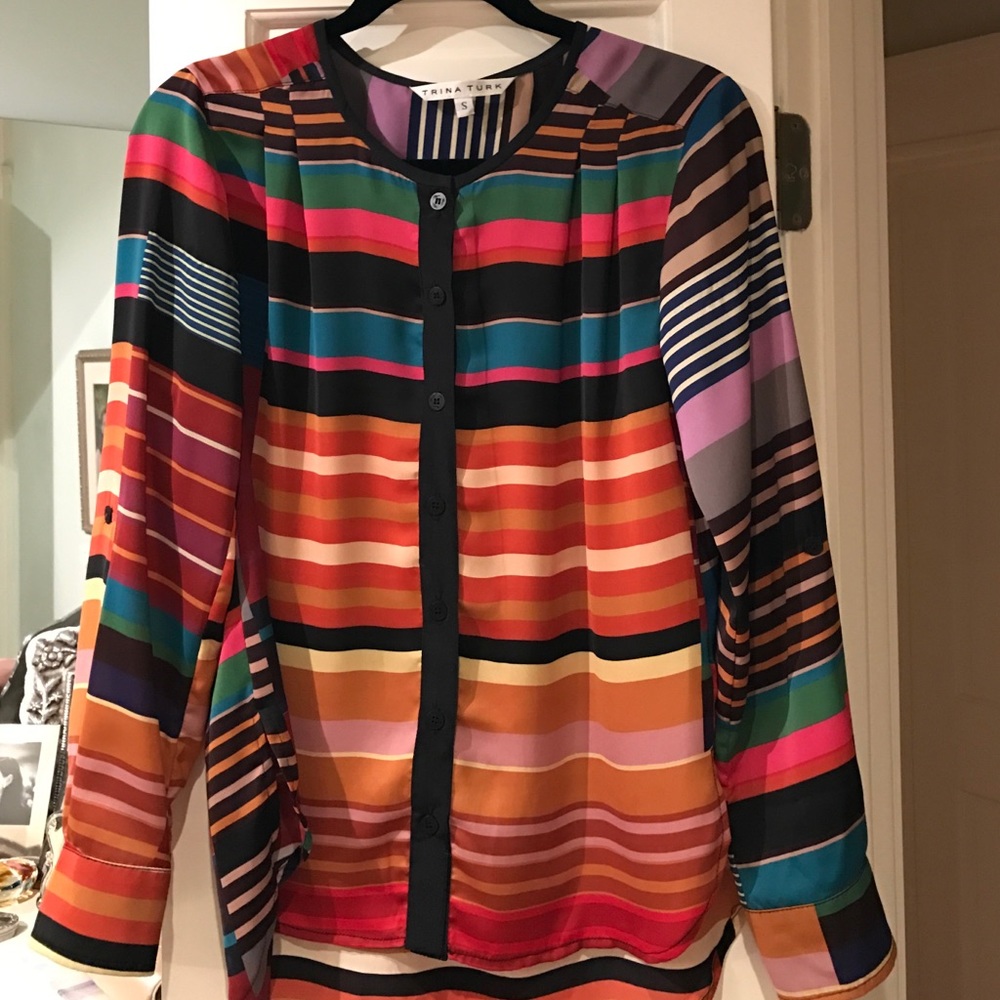 Beautiful Trina Turk silk blouse