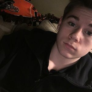 Meet your Posher, Dillon