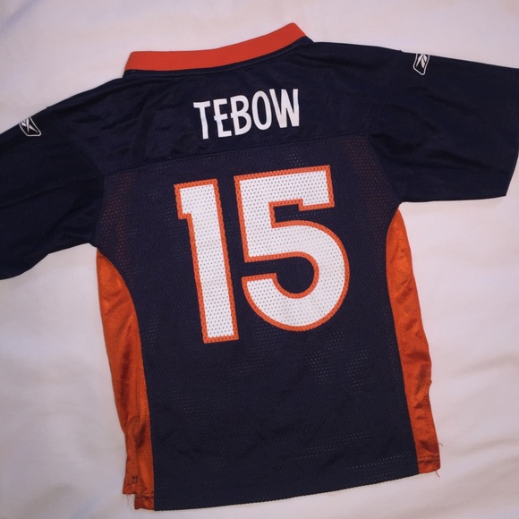 Worn 1x. Literally rips the tags off for no reason - Picture 2 of 3