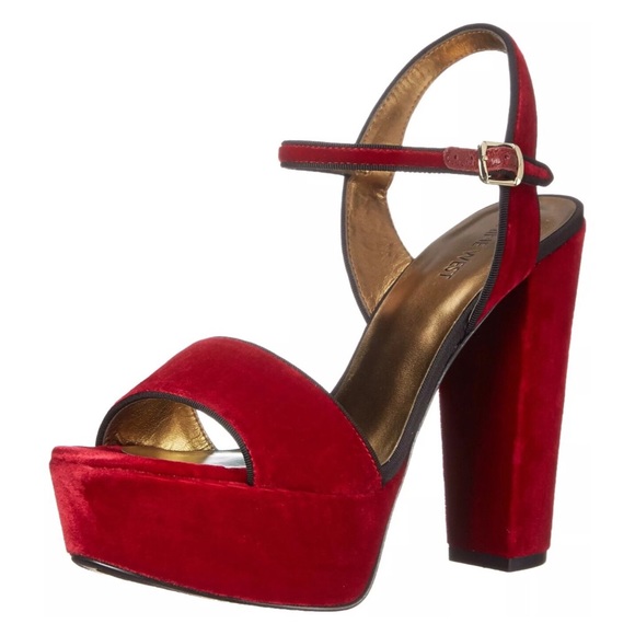 Nine West Shoes - Nine West 9.5 Carnation deep red platform heels