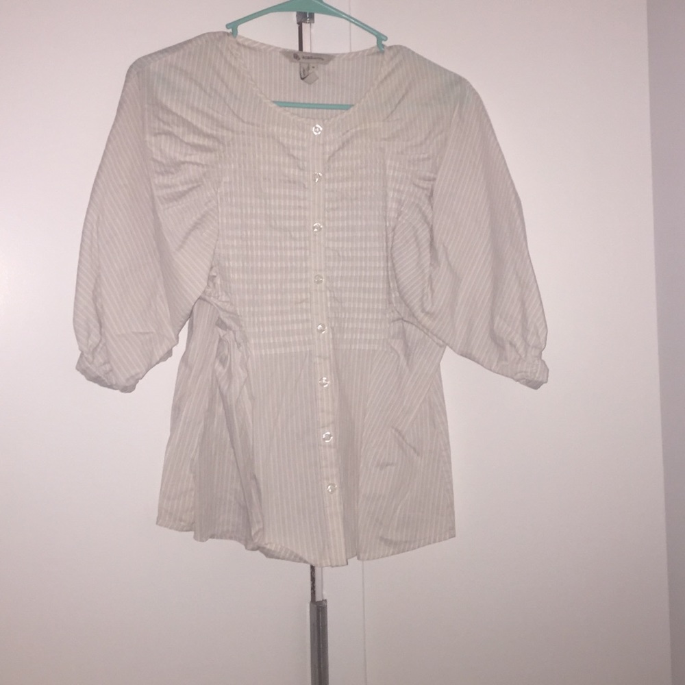 ONE DAY ONLY Bcbg batwing dolman sleeve blouse