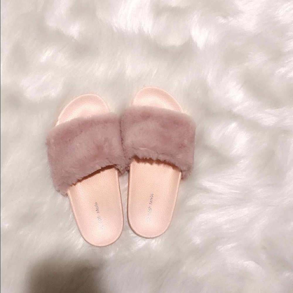 Fluffy slippers