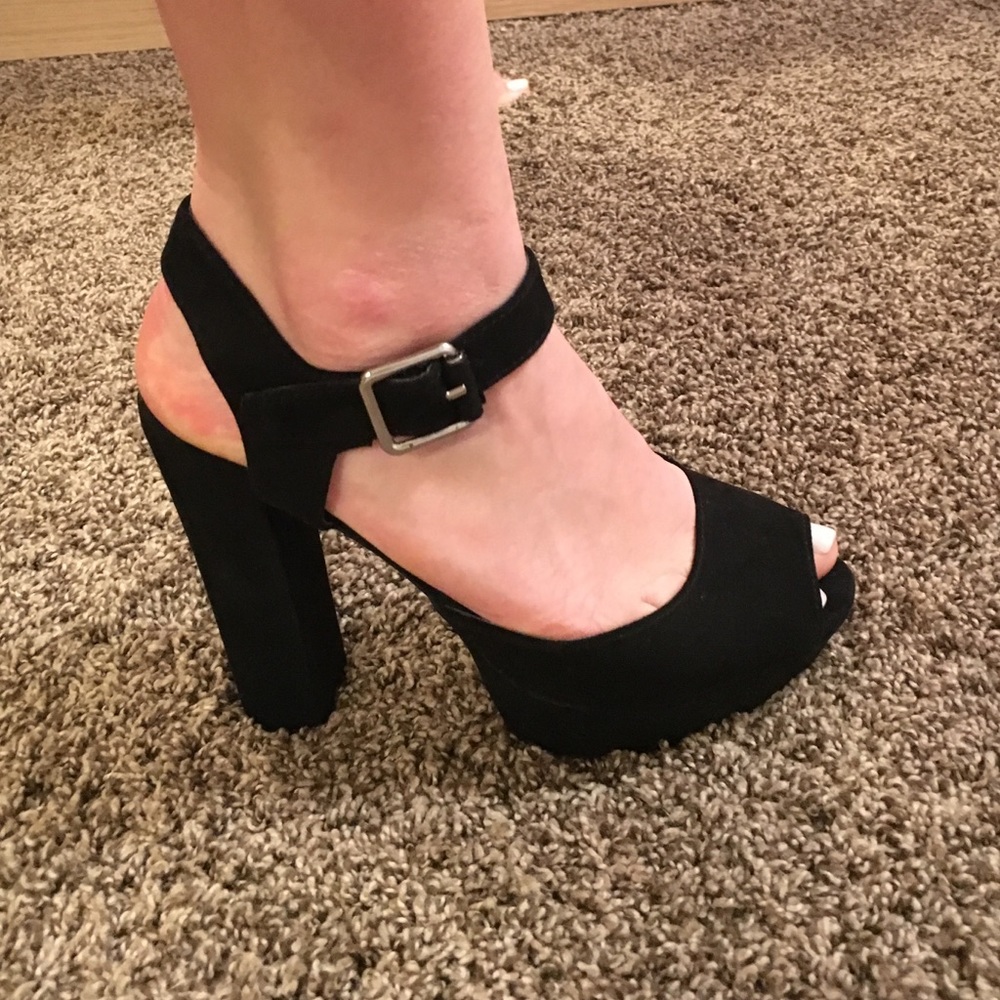 Black Mossimo Heels