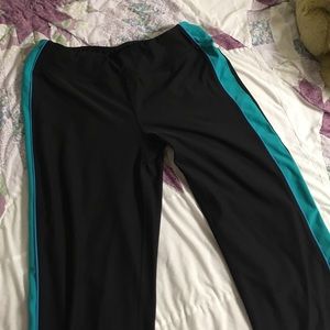 Super cute yoga/workout pants