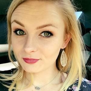 Meet your Posher, Crissy