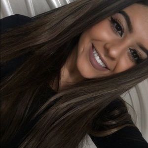 Meet your Posher, Chloe