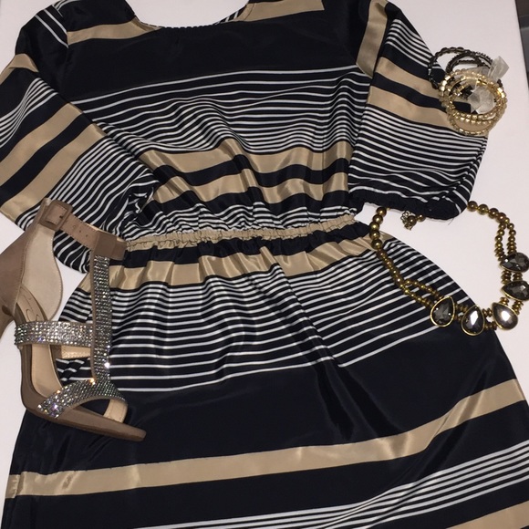 Casual dress with criss cross cage design on back - Picture 2 of 4