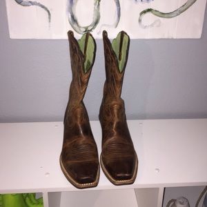 Ariat Cowgirl Boots