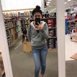 Meet your Posher, Nguyễn