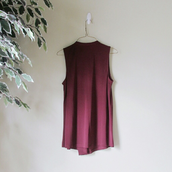 Ann Taylor // Burgundy Sleeveless Top - Picture 3 of 3